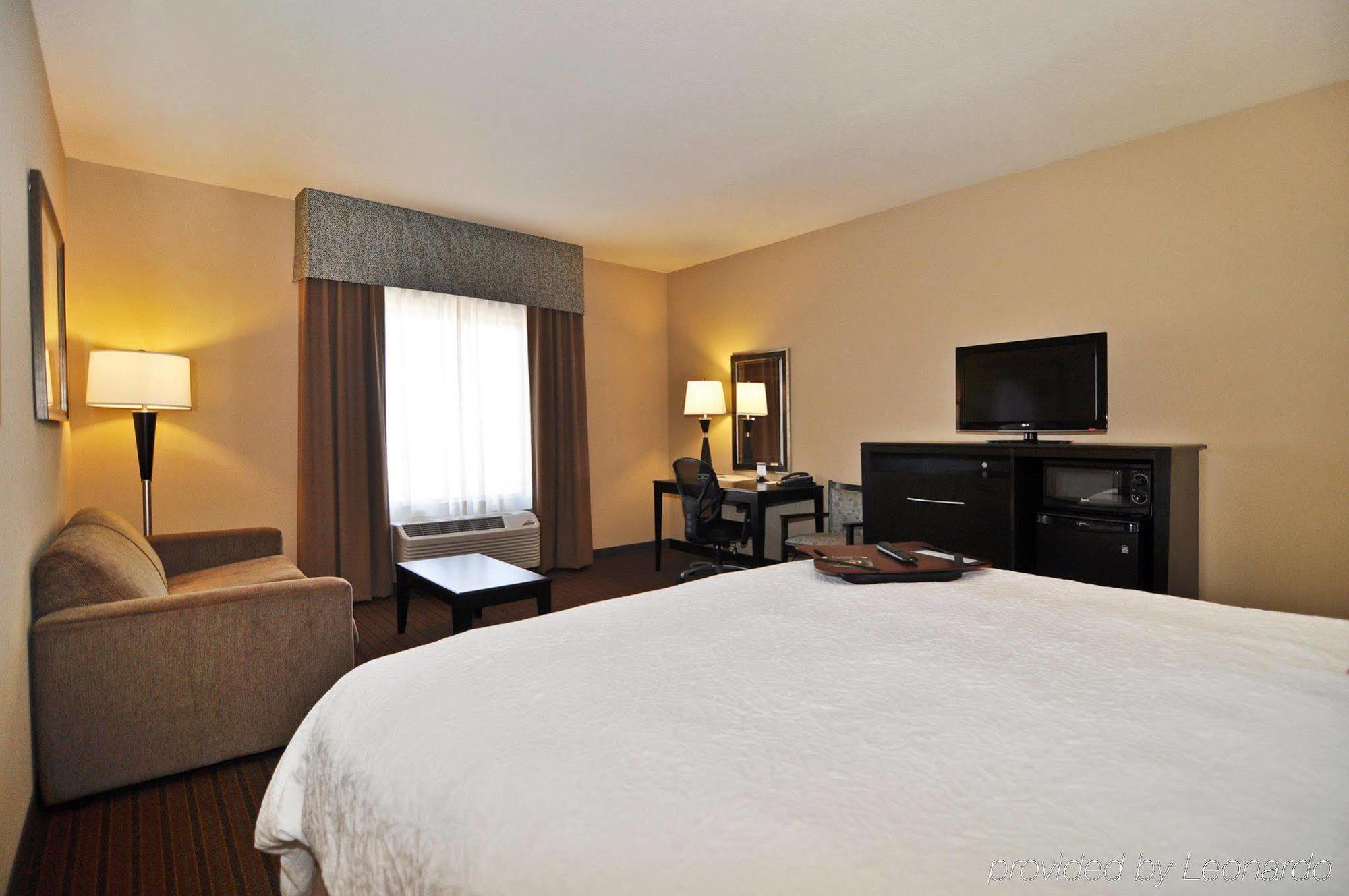 Hampton Inn Аламоса Номер фото